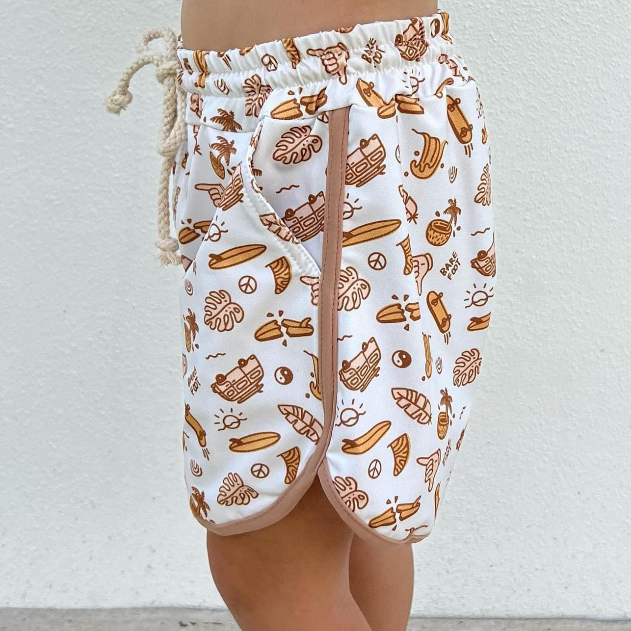 Barefoot & Salty