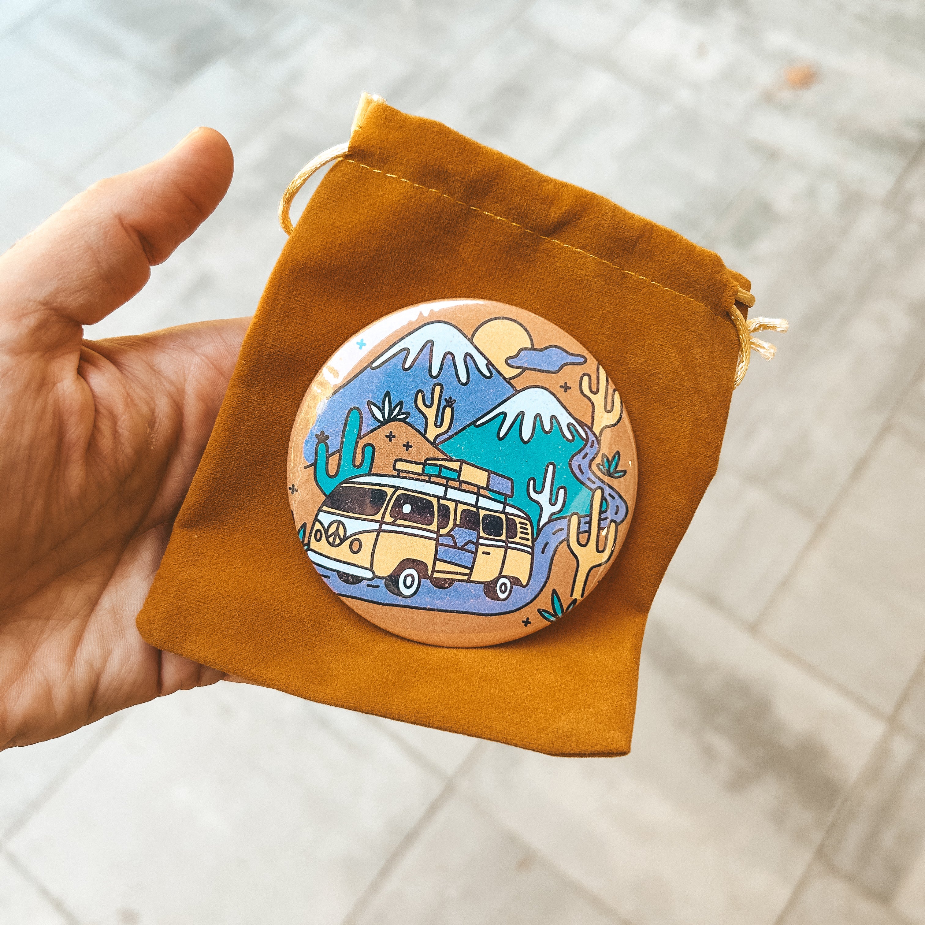 Pocket Mirror — Miroir de poche illustré Surf & Vanlife | Zooloo Design
